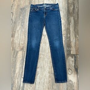 7 For All Mankind  Women’s The Skinny Denim Blue Jeans Soft   Stretch. Size 28